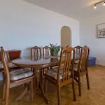 شقة One-bedroom In 48 تْسْغيكفانِتْسا
