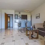 شقة One-bedroom In 48 تْسْغيكفانِتْسا
