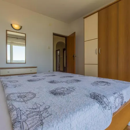 One-bedroom In 48