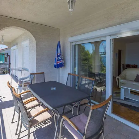 One-bedroom In 48 Crikvenica