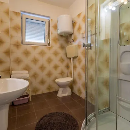 Apartman One-bedroom In 48