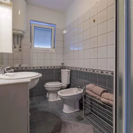 One-bedroom In 48