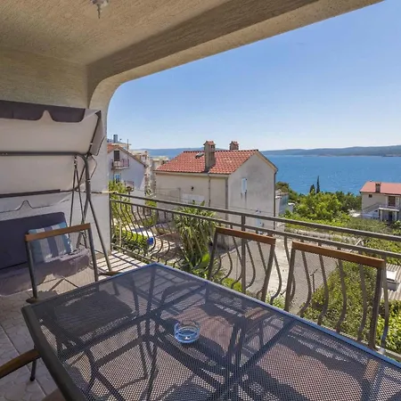 One-bedroom In 48 Appartamento