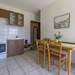 One-bedroom In 48