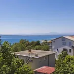 Apartament One-bedroom In 48 *